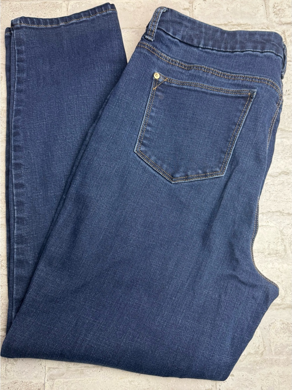 Chicos The So Slimming Girlfriend Ankle Jeans  Blue Size 1.5 10 EUC 😍